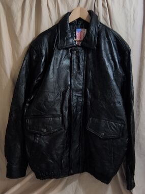 Vintage 90's Men's Black Leather Bomber Jacket - Brand Not Visible 3X